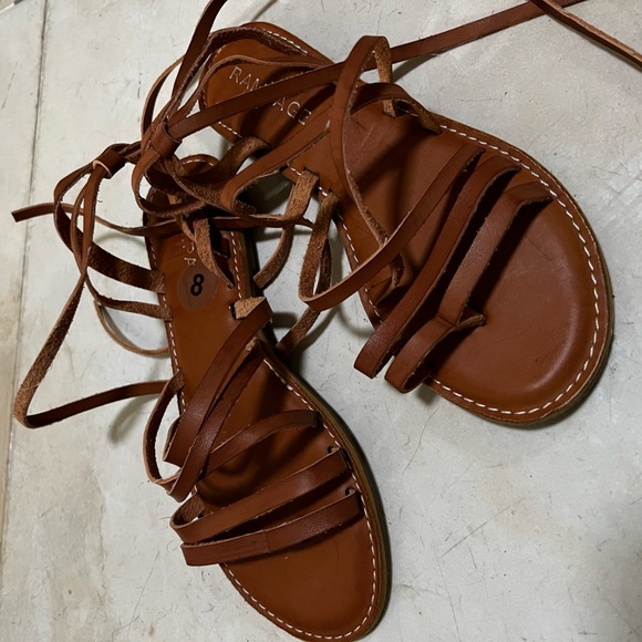 Brown strapy sandal - Picture 2 of 3